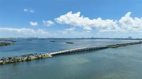 480 NE 31st Street Miami FL 33137