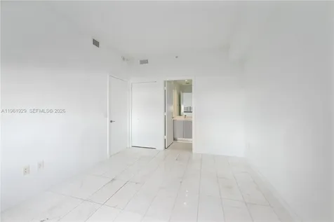 480 NE 31st Street Miami FL 33137