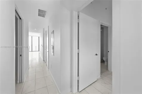 480 NE 31st Street Miami FL 33137