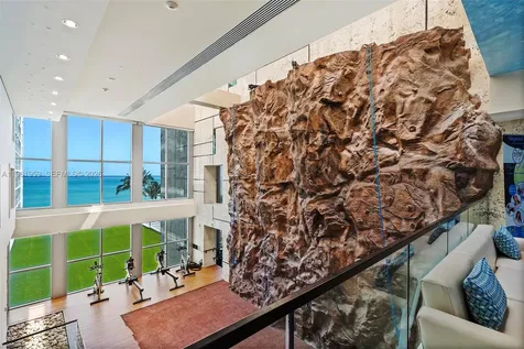 6899 Collins Avenue Miami Beach FL 33141