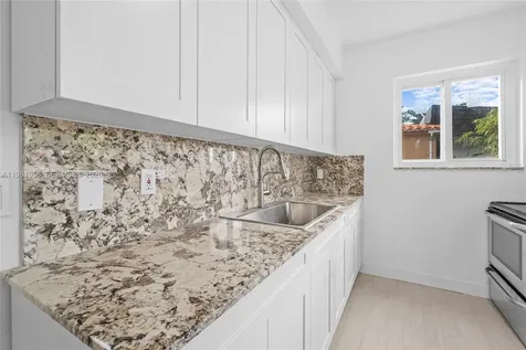 201 S Biscayne River Drive Miami FL 33169