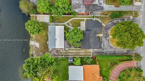 201 S Biscayne River Drive Miami FL 33169