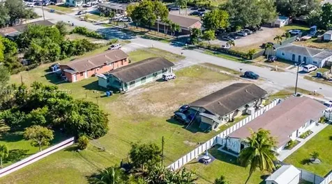 5701 SW 27th Street West Park FL 33023