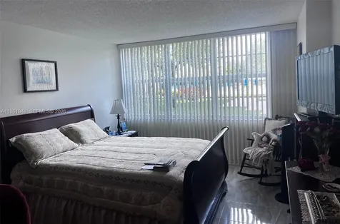 1300 Saint Charles Place Pembroke Pines FL 33026
