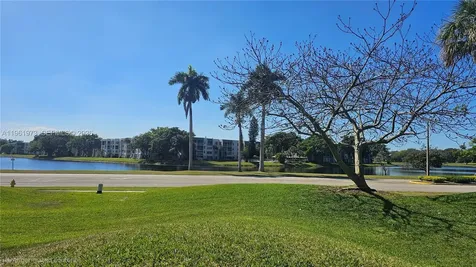 9480 Tangerine Place Davie FL 33324