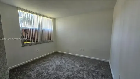 9480 Tangerine Place Davie FL 33324