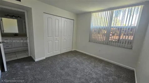 9480 Tangerine Place Davie FL 33324