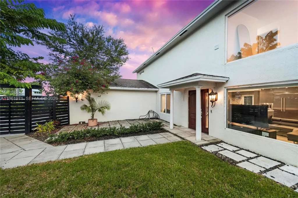 1617 SW 17th Avenue Fort Lauderdale FL 33312