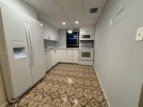 2001 Atlantic Shores Boulevard Hallandale Beach FL 33009