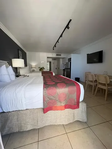 19201 Collins Avenue Sunny Isles Beach FL 33160