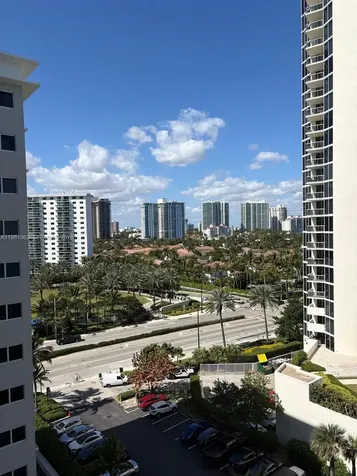 19201 Collins Avenue Sunny Isles Beach FL 33160