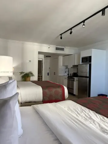 19201 Collins Avenue Sunny Isles Beach FL 33160