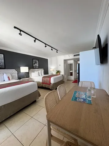 19201 Collins Avenue Sunny Isles Beach FL 33160