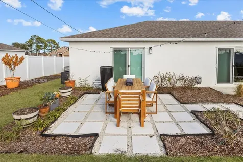 4616 SW Nackman Terrace Port St. Lucie FL 34953