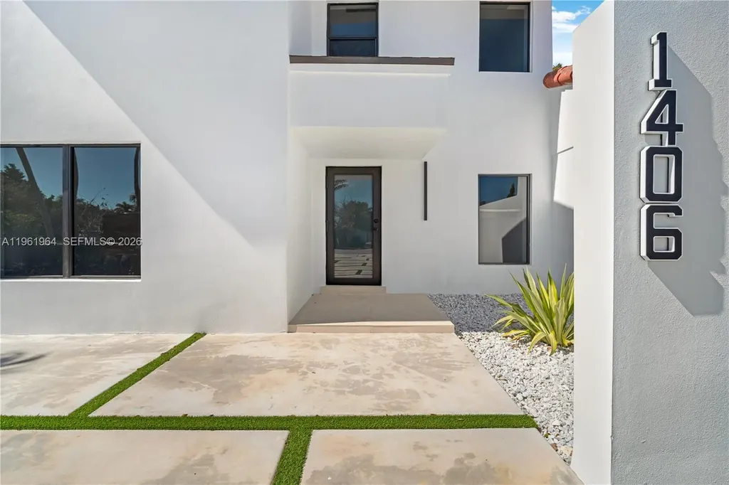1406 SW 104th Court Miami FL 33174