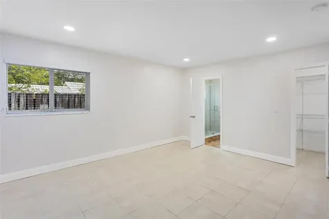 3241 NE 17th Avenue Oakland Park FL 33334