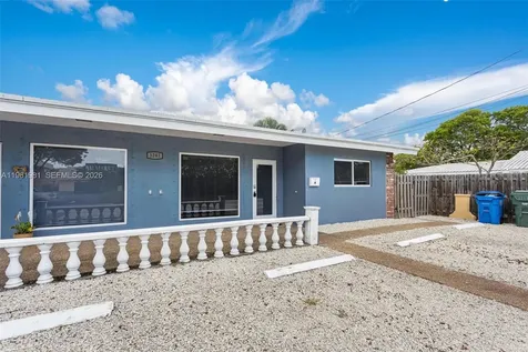 3241 NE 17th Avenue Oakland Park FL 33334