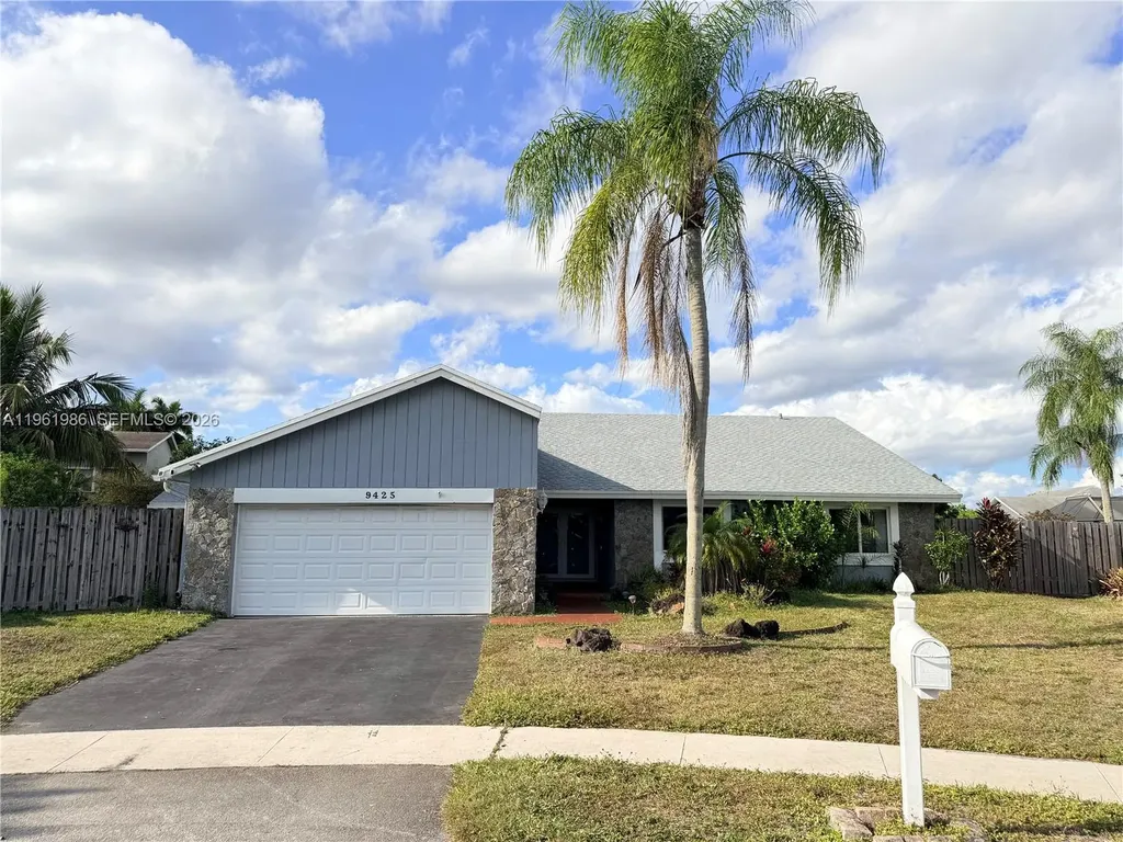 9425 NW 46th Street Sunrise FL 33351
