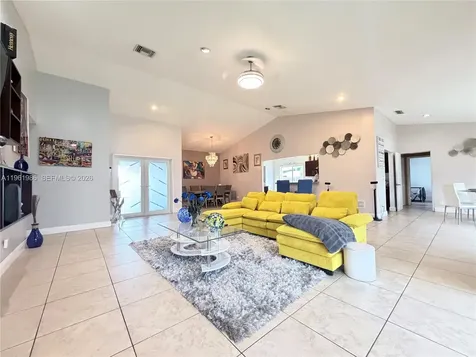 9425 NW 46th Street Sunrise FL 33351