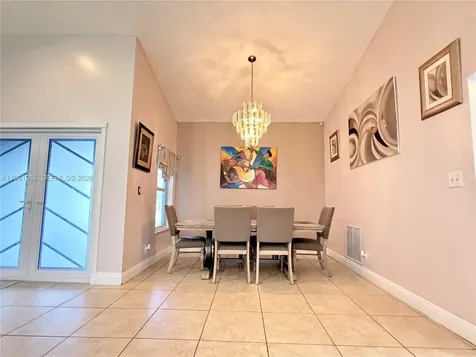 9425 NW 46th Street Sunrise FL 33351