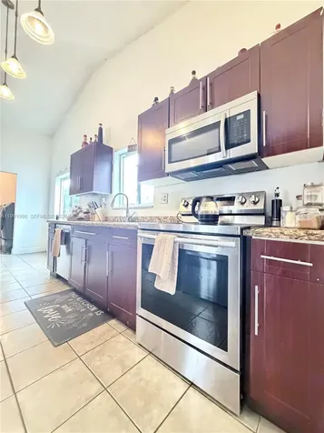 9425 NW 46th Street Sunrise FL 33351