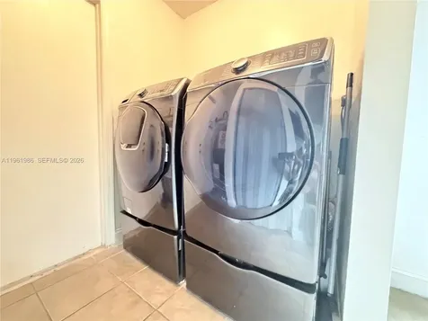 9425 NW 46th Street Sunrise FL 33351