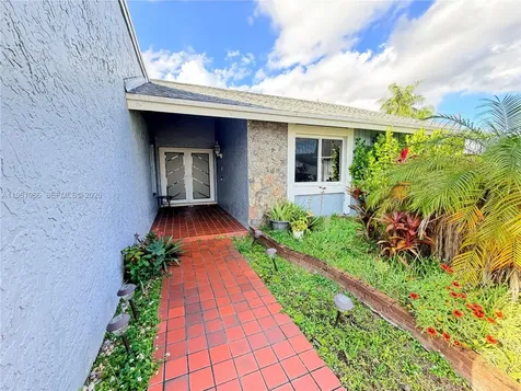 9425 NW 46th Street Sunrise FL 33351