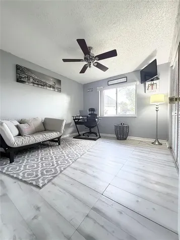 9425 NW 46th Street Sunrise FL 33351