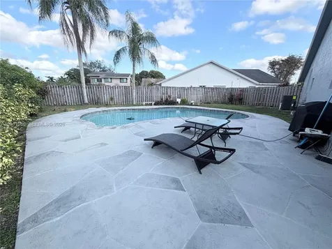 9425 NW 46th Street Sunrise FL 33351