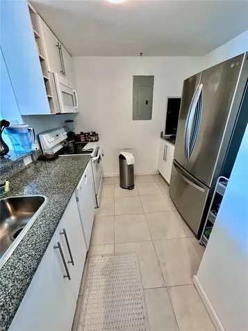 275 NE 18th Street Miami FL 33132