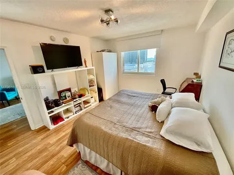 275 NE 18th Street Miami FL 33132