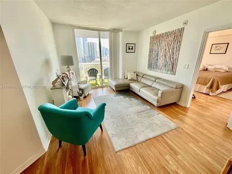 275 NE 18th Street Miami FL 33132