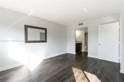1600 SW 127th Way Pembroke Pines FL 33027