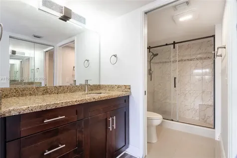 1600 SW 127th Way Pembroke Pines FL 33027