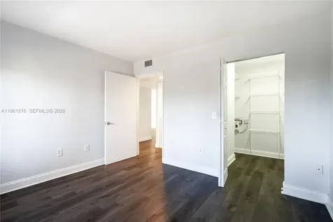 1600 SW 127th Way Pembroke Pines FL 33027