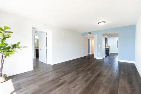 1600 SW 127th Way Pembroke Pines FL 33027