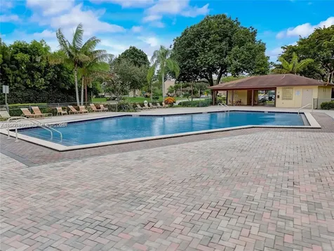 1600 SW 127th Way Pembroke Pines FL 33027
