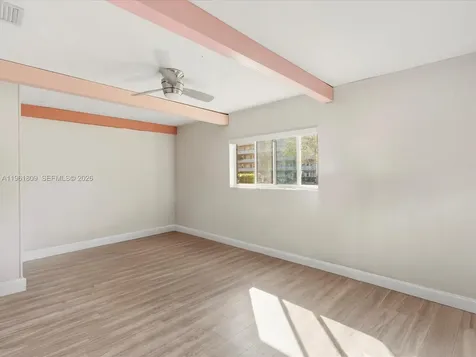 4709 Washington Street Hollywood FL 33021