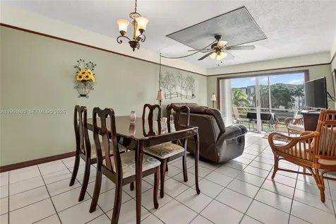 2800 NW 47th Terrace Lauderdale Lakes FL 33313