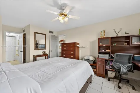 2800 NW 47th Terrace Lauderdale Lakes FL 33313