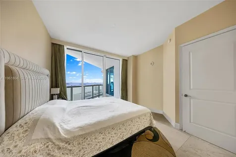 480 NE 30th Street Miami FL 33137