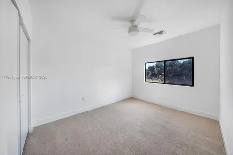4480 NW 8th Place Plantation FL 33317