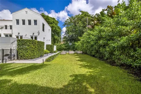 279 Galeon Court Coral Gables FL 33143