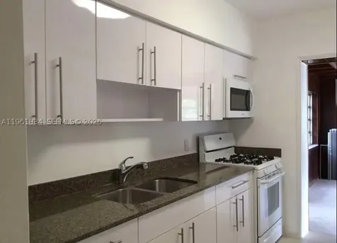 730 NE 139 Street North Miami FL 33161