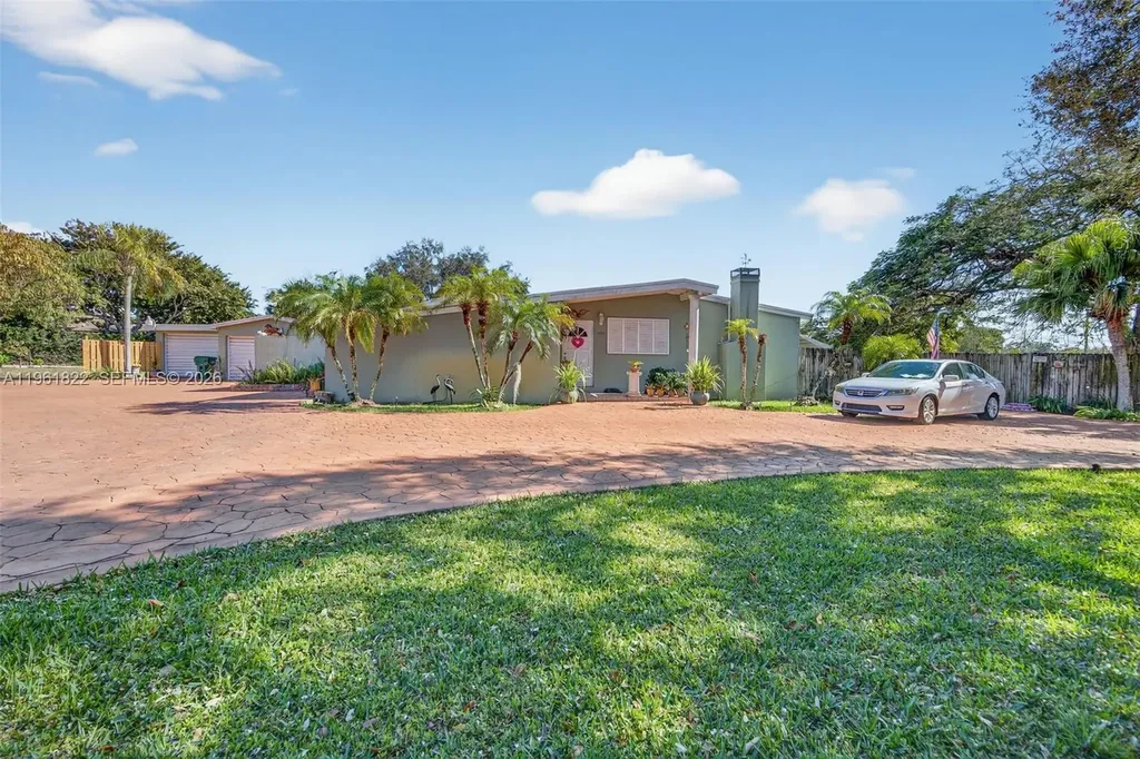9401 SW 97th Avenue Miami FL 33176