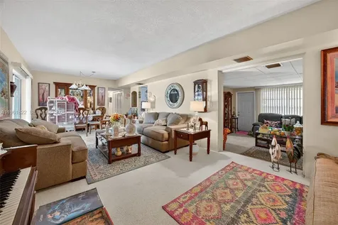 9401 SW 97th Avenue Miami FL 33176
