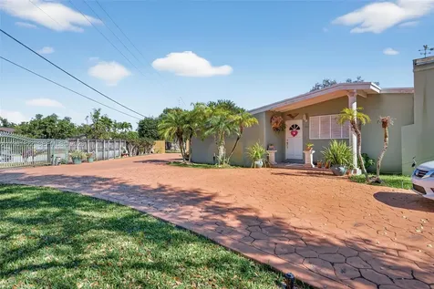 9401 SW 97th Avenue Miami FL 33176
