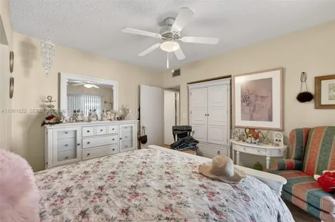 9401 SW 97th Avenue Miami FL 33176