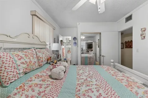 9401 SW 97th Avenue Miami FL 33176