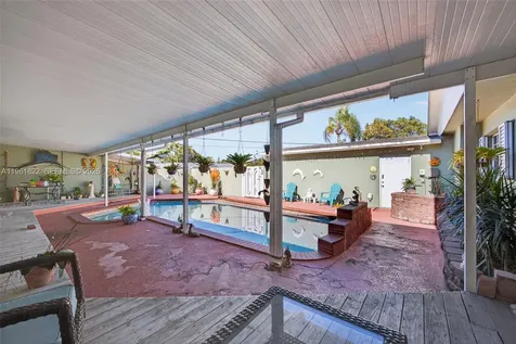 9401 SW 97th Avenue Miami FL 33176